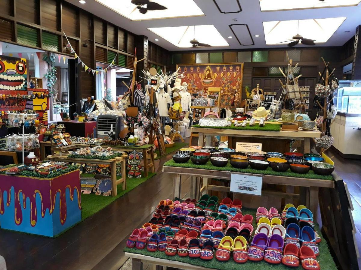 Chuchaiburi Sri Amphawa Extérieur photo