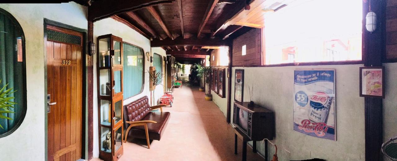 Chuchaiburi Sri Amphawa Extérieur photo